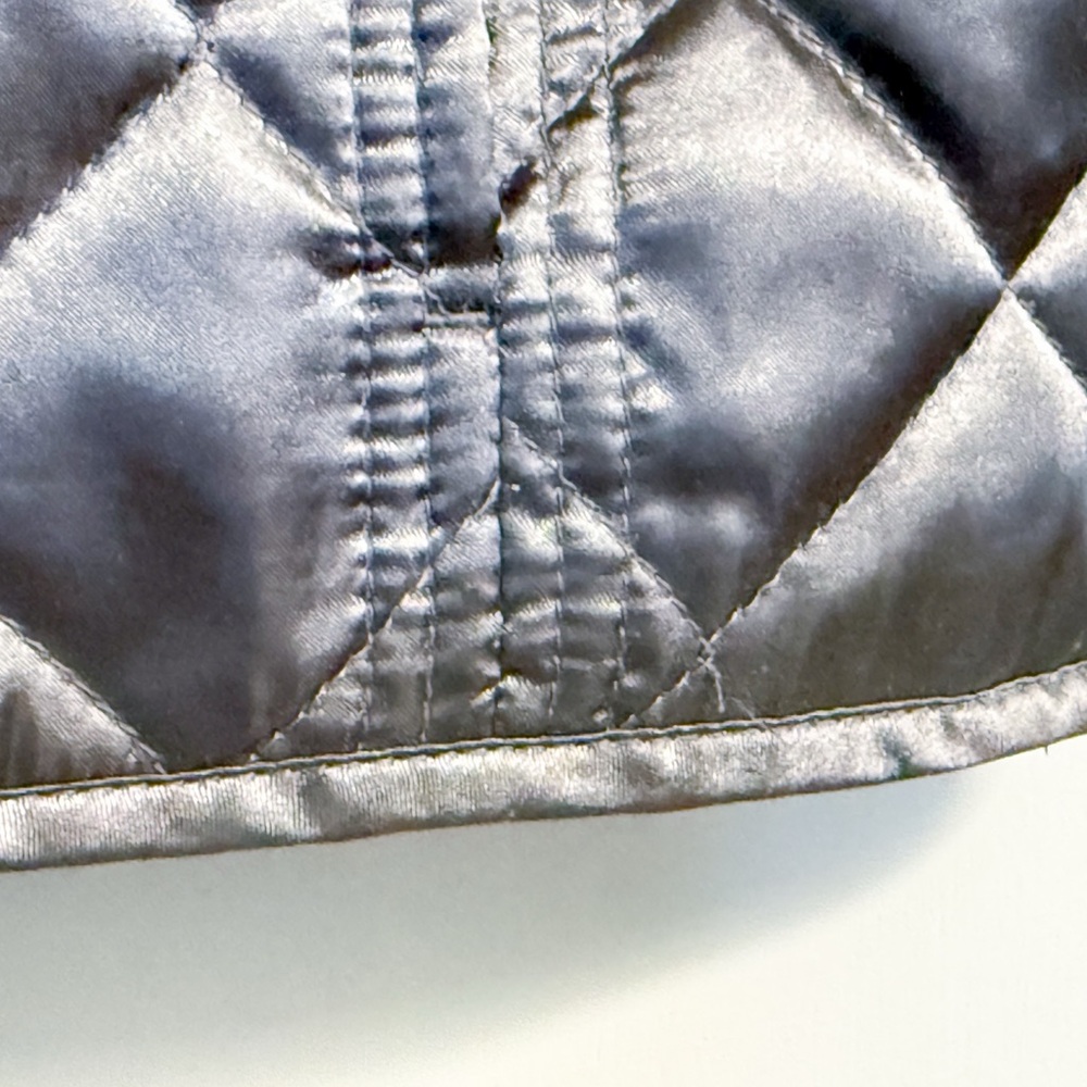 Covington Silver Gray Quilted Vest Women’s L Faux Fur Collar Zip Front - Picture 10 of 16
